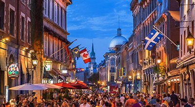 Old Montréal cobblestone streets